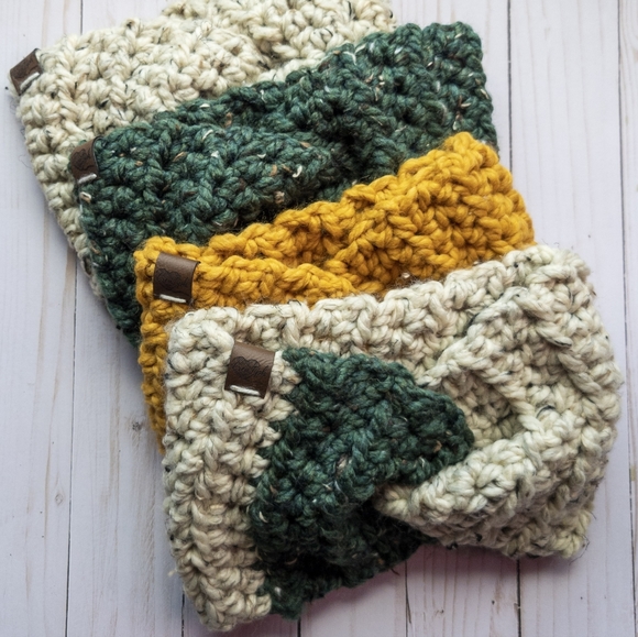 Chunky Crochet Earwarmer - Picture 2 of 5
